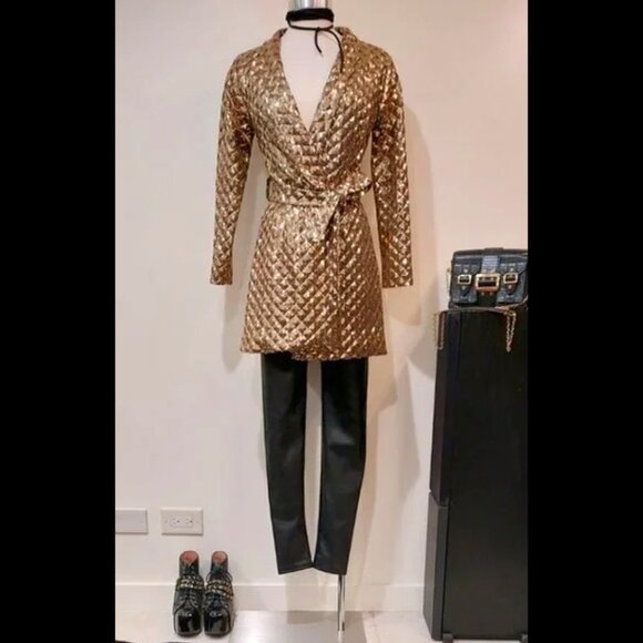 💥HOT ITEM💥 Fitted Belted Coat in Sequin Gold